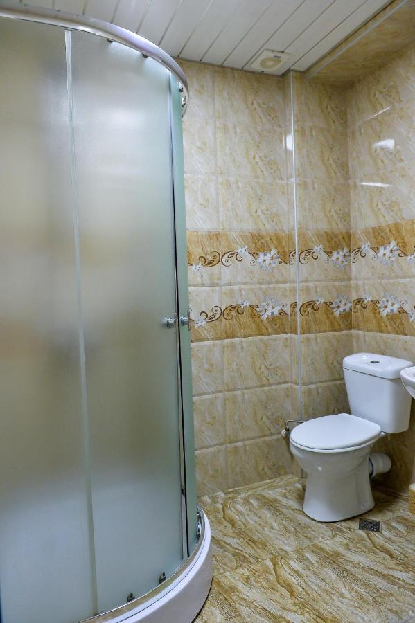 Ok. Panzió Kutaiszi Kültér fotó